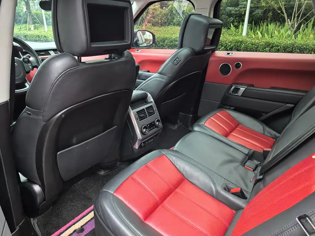 Land Rover Sport 2021 — фото 10