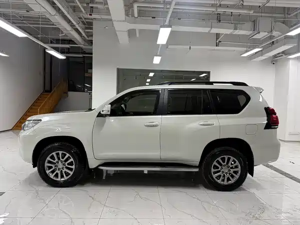 Toyota Prado 2018