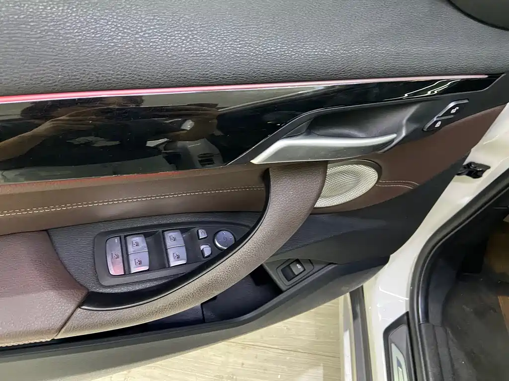 BMW X1 2022 — фото 16