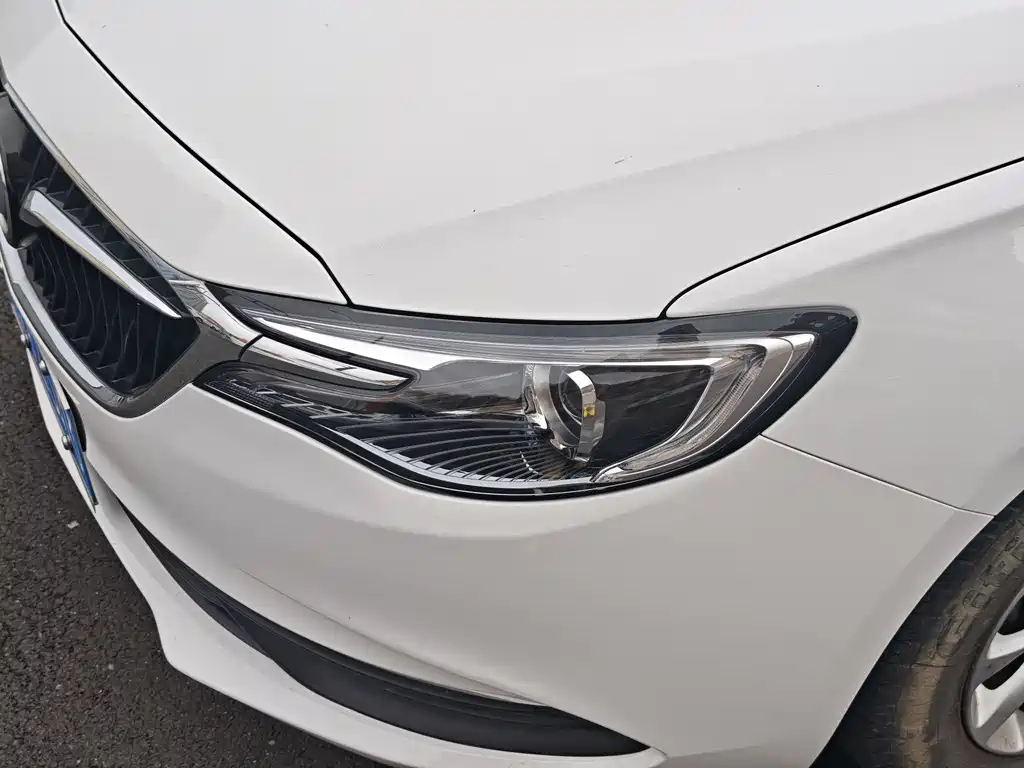 Buick Excelle 2019 — фото 15