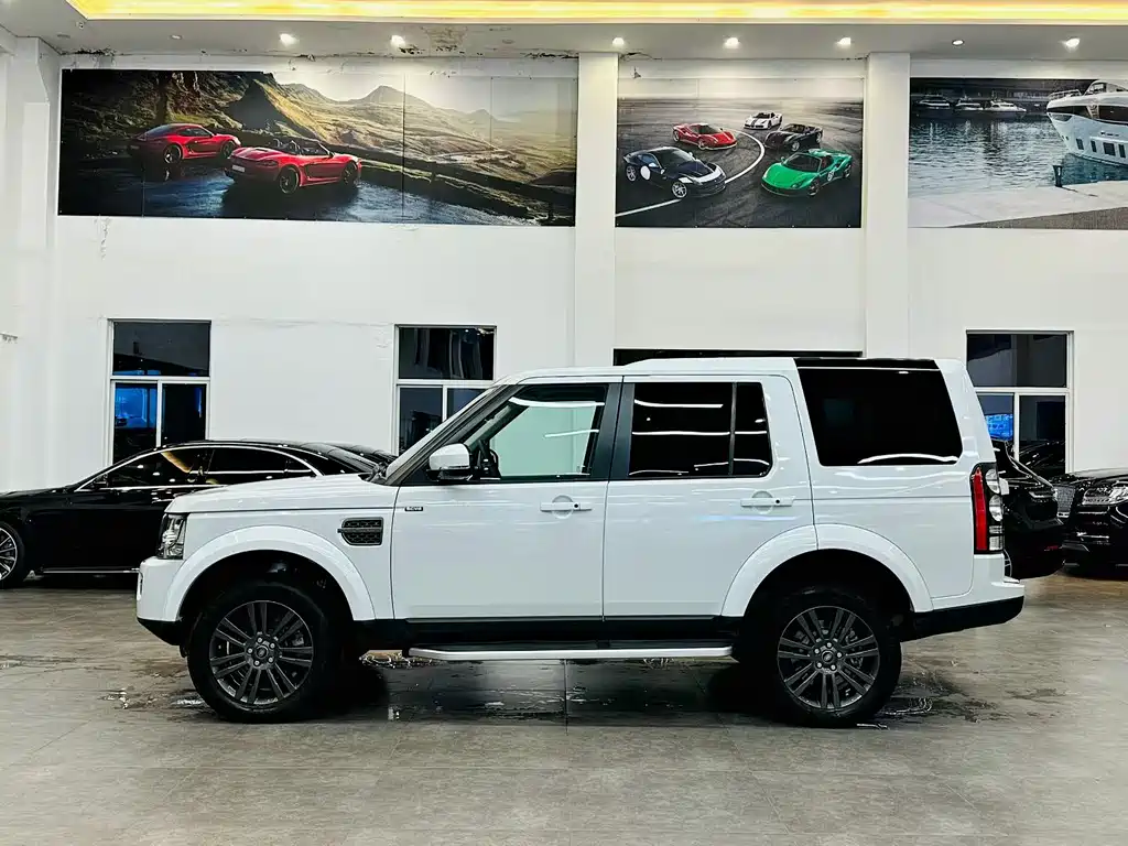Land Rover Discovery 2017 — фото 3