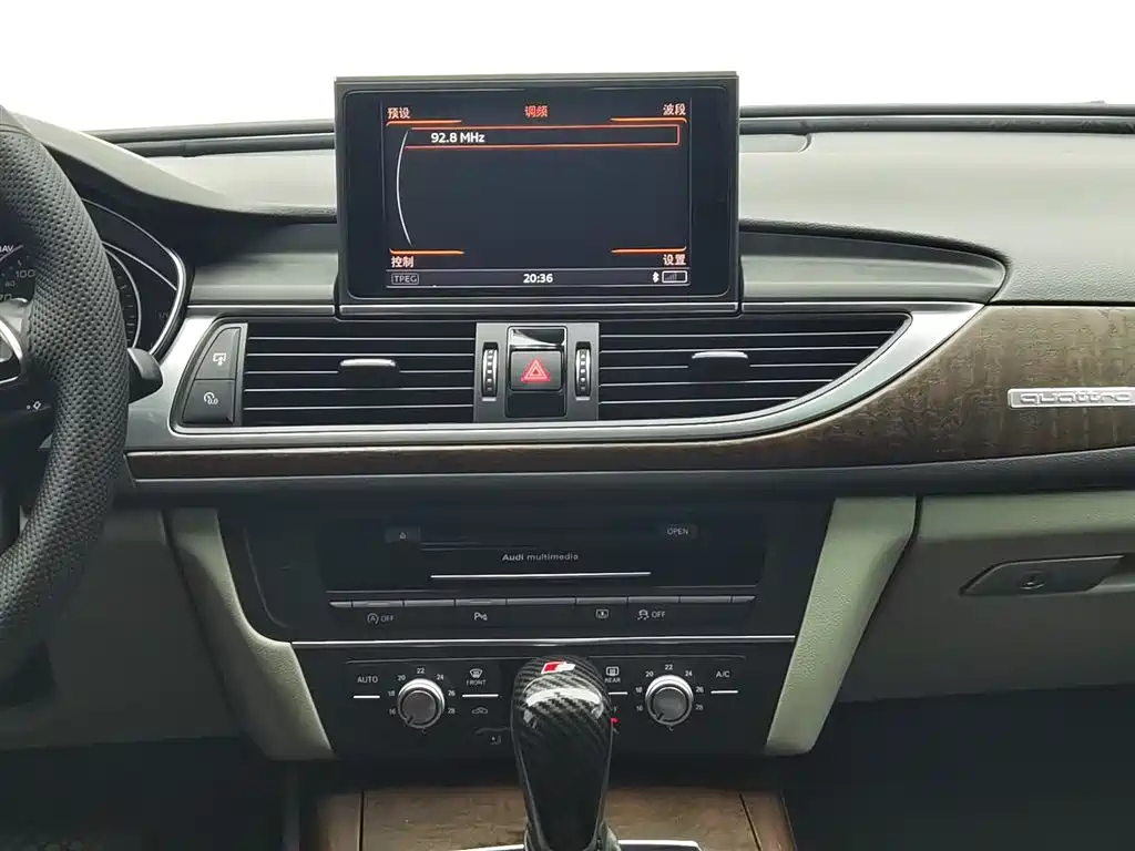 Audi A6L 2016 — фото 12