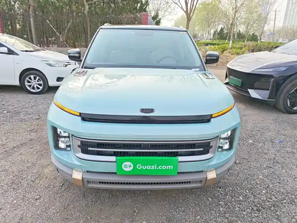 Geely ICON 2023