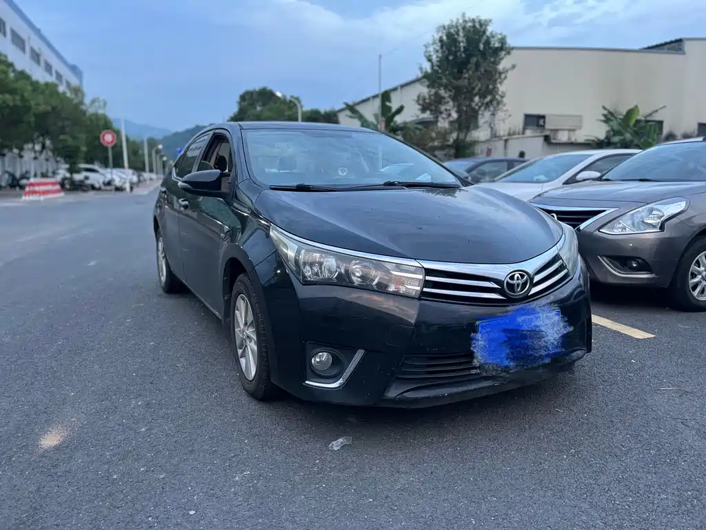 Toyota Corolla 2015