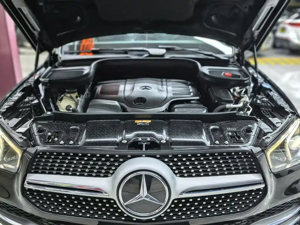 Mercedes-Benz GLE 2019 — фото 40