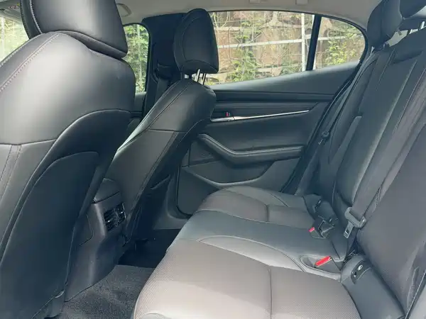 Mazda 3 Axela 2020