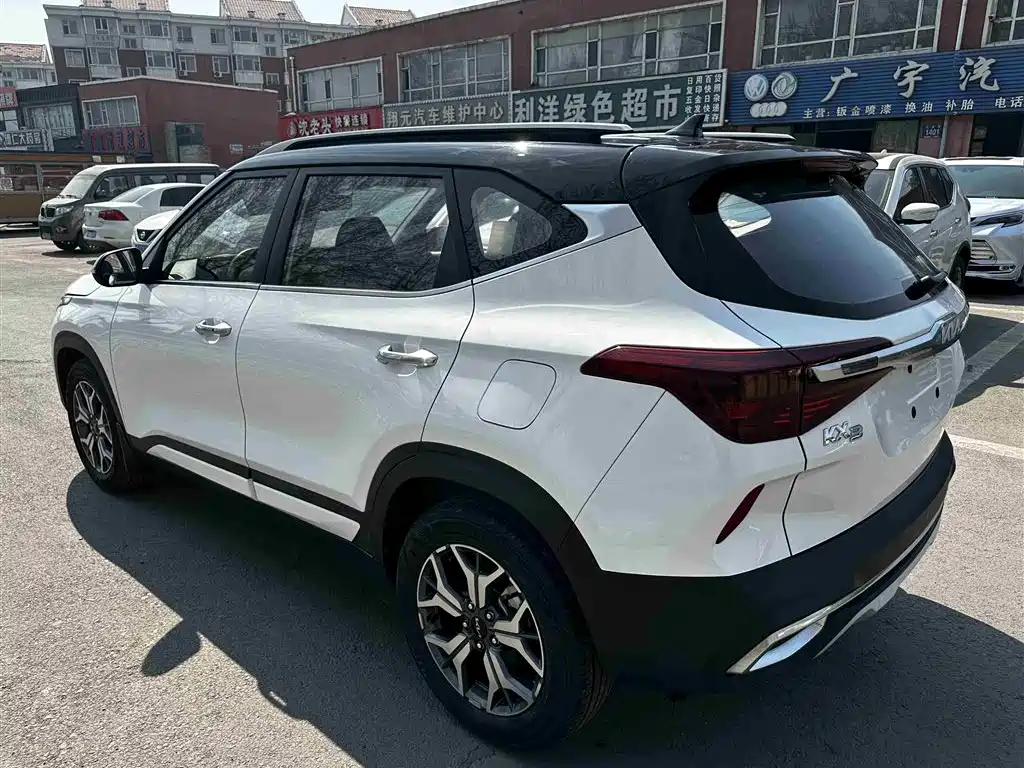 Kia KX3 2021 — фото 17
