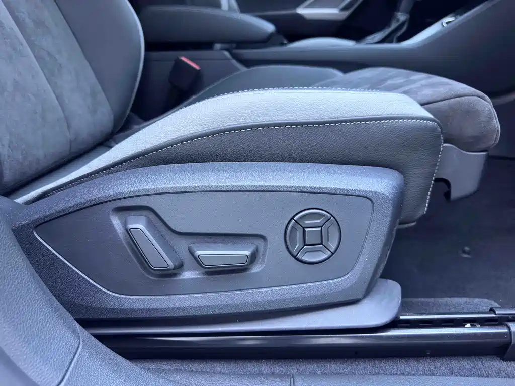 Audi Q3 2022 — фото 19
