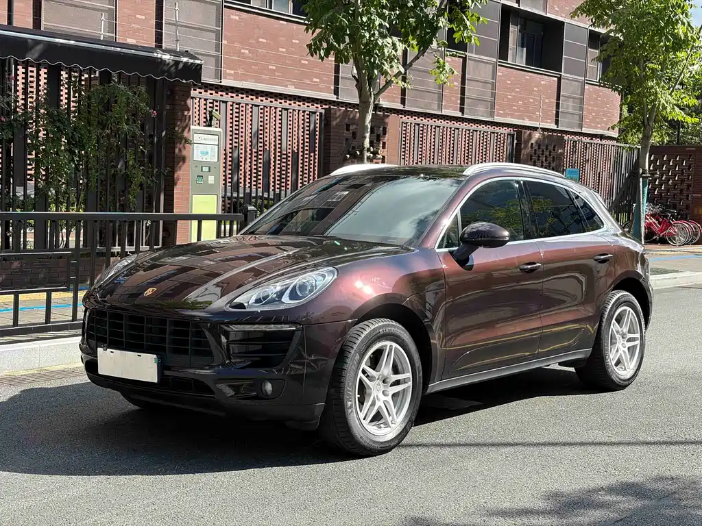 Porsche Macan 2017 — фото 1