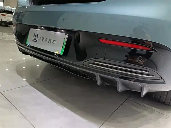 Mercedes-Benz EQE 2025