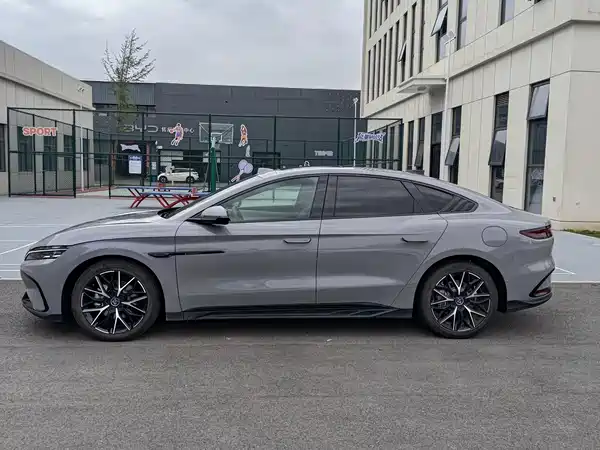 BYD Han 2025
