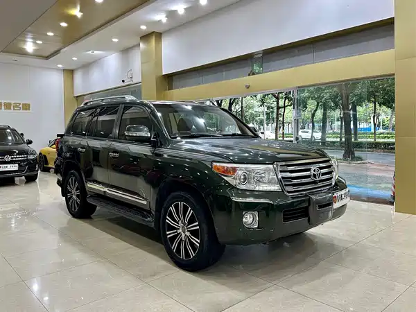 Toyota Land Cruiser 2014