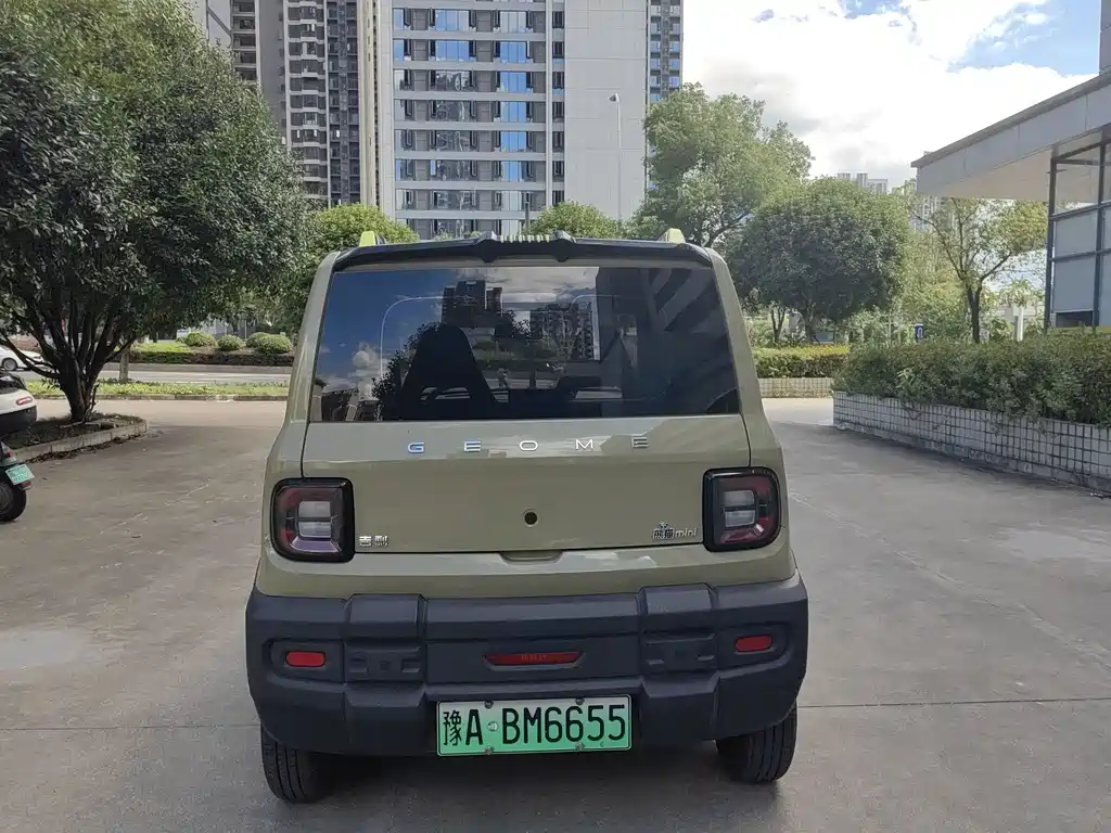 Geely Galaxy Panda 2025