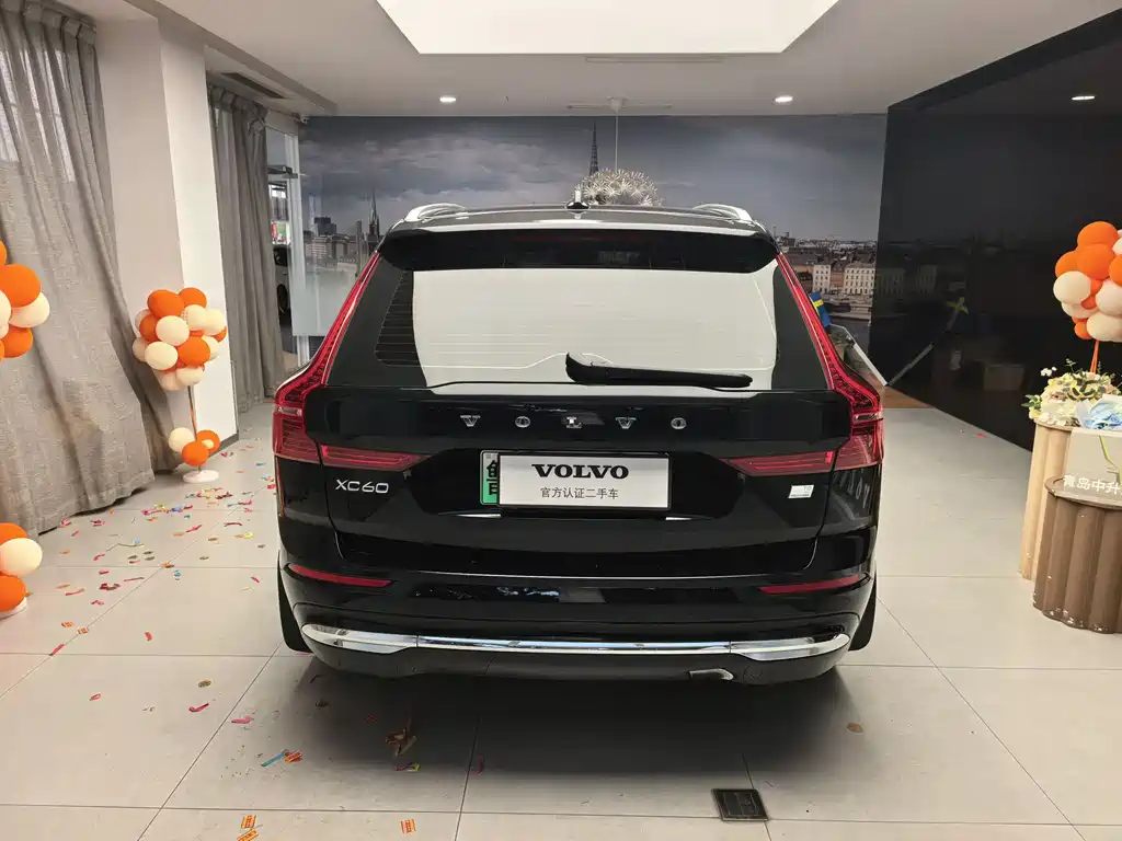 Volvo XC60 PHEV 2021 — фото 16