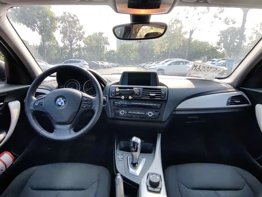 BMW 1 Series 2014 — фото 18
