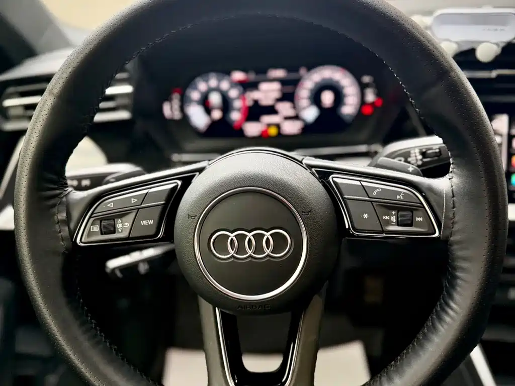 Audi A3 2023 — фото 20
