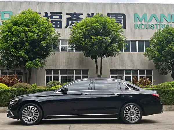 Mercedes-Benz E-Class 2023