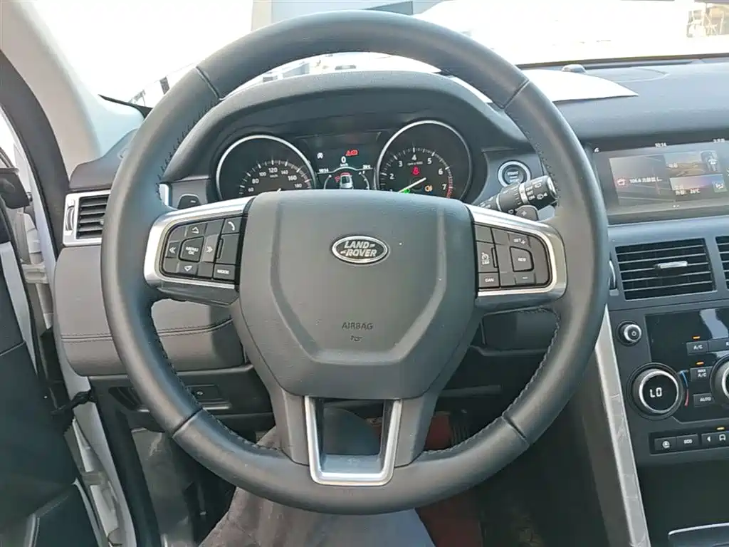 Land Rover Discovery Sport 2019 — фото 11