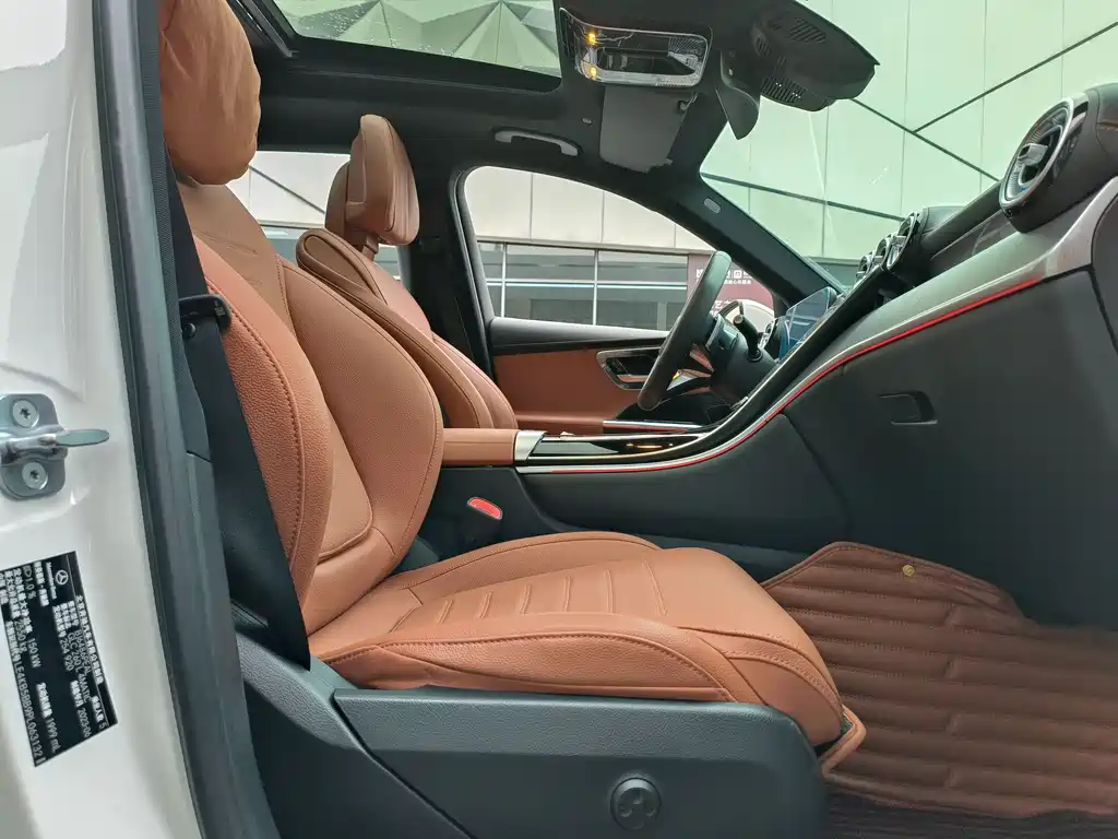Mercedes-Benz GLC 2023 — фото 15