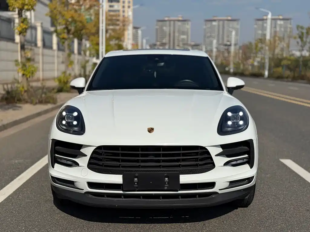 Porsche Macan 2022 — фото 2