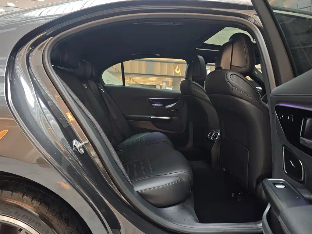 Mercedes-Benz C-Class 2022 — фото 13