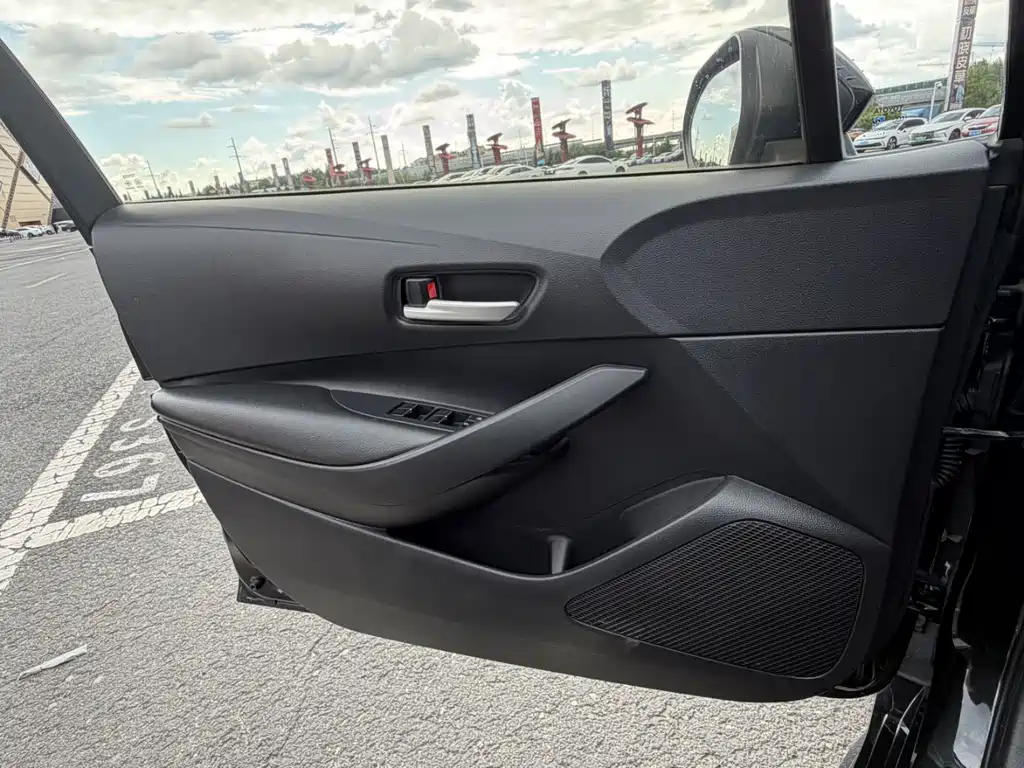 Toyota Levin 2022 — фото 10