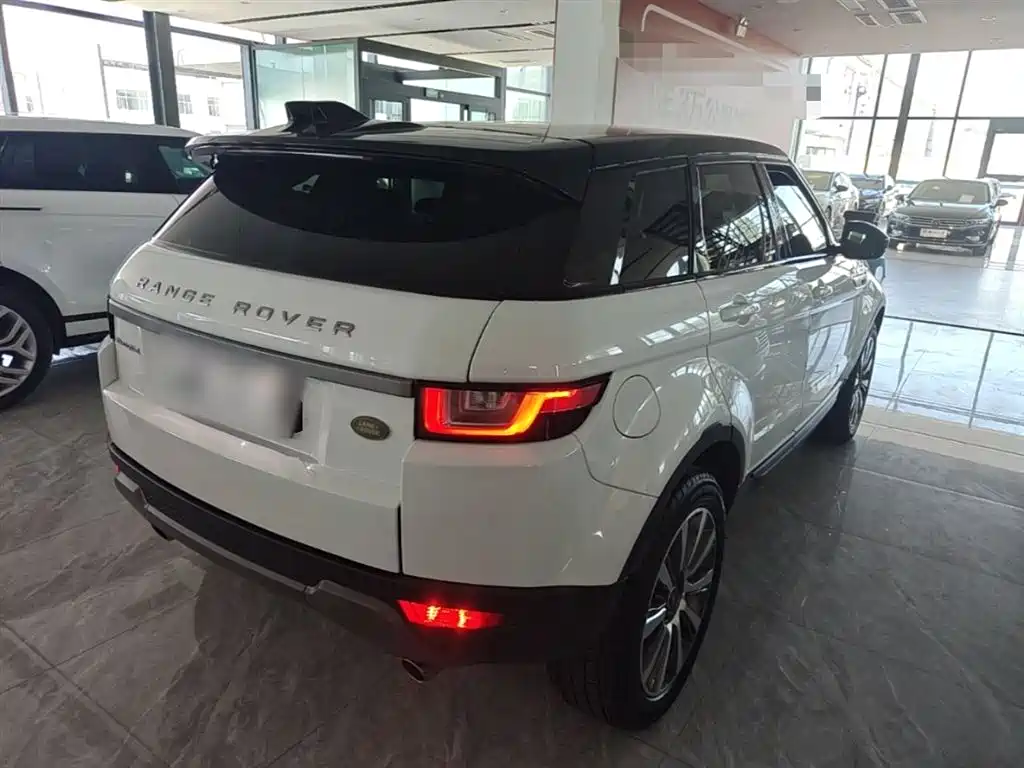 Land Rover Evoque 2017 — фото 7