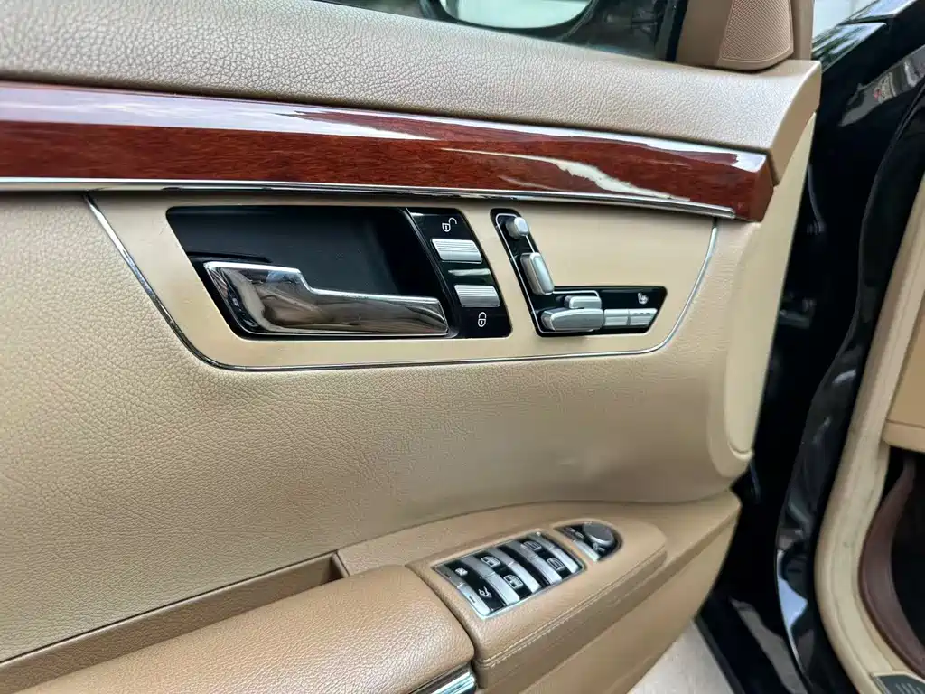 Mercedes-Benz S-Class 2008 — фото 15