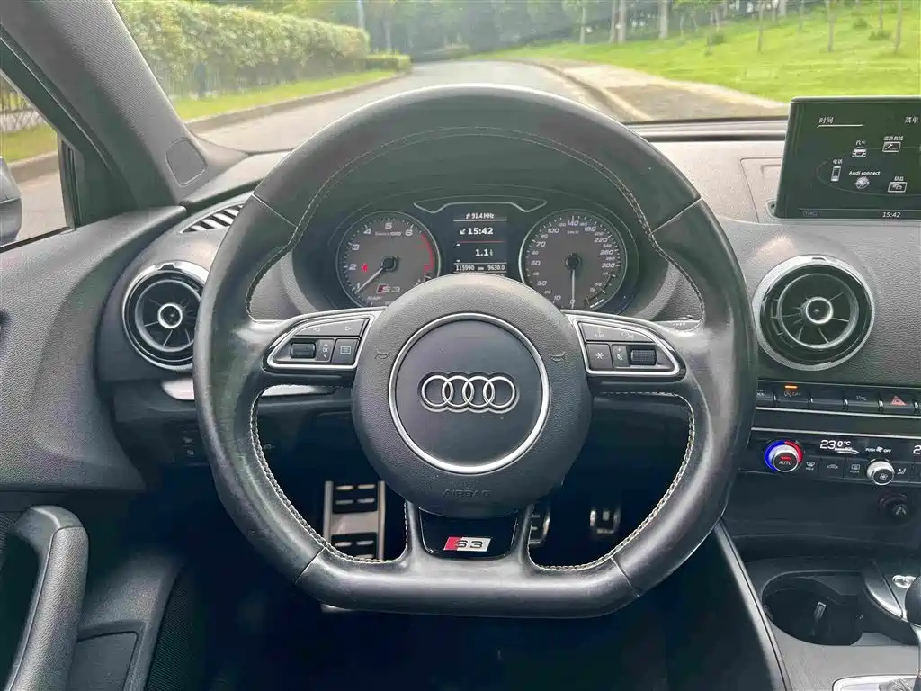 Audi S3 2016 — фото 13
