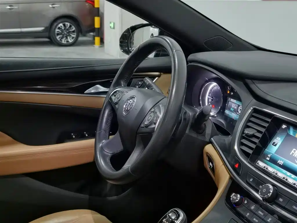 Buick LaCrosse 2018 — фото 22