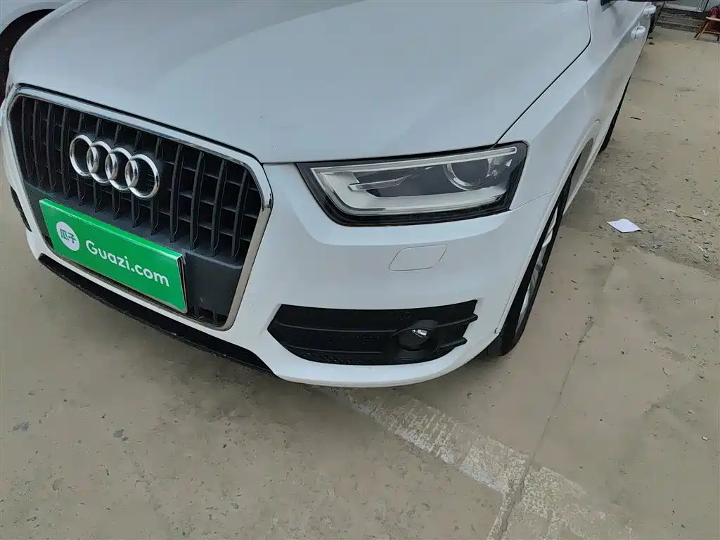 Audi Q3 2015 — фото 24