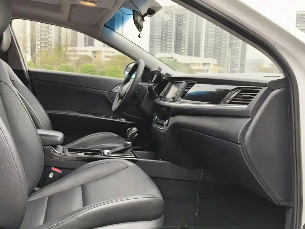 Hyundai Mistra 2017 — фото 12