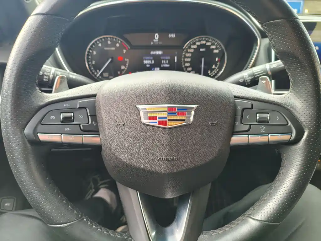 Cadillac CT5 2021 — фото 11