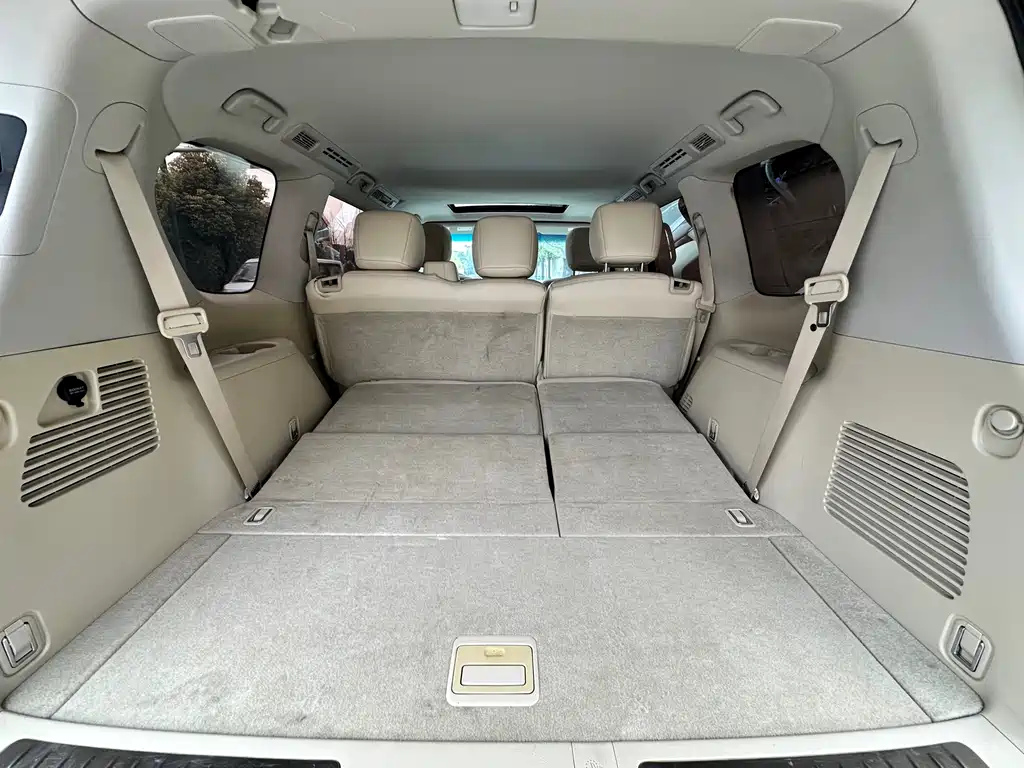 Nissan Patrol 2017 — фото 19