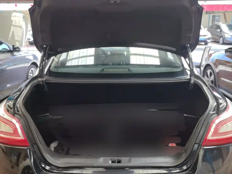Nissan Teana 2014