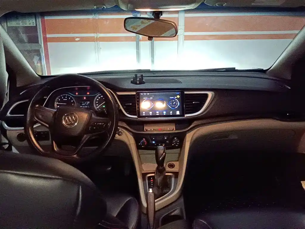 Buick Excelle 2018 — фото 12