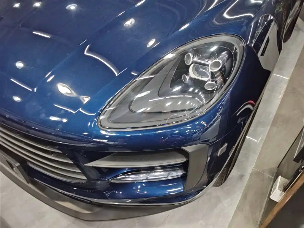 Porsche Macan 2021 — фото 24