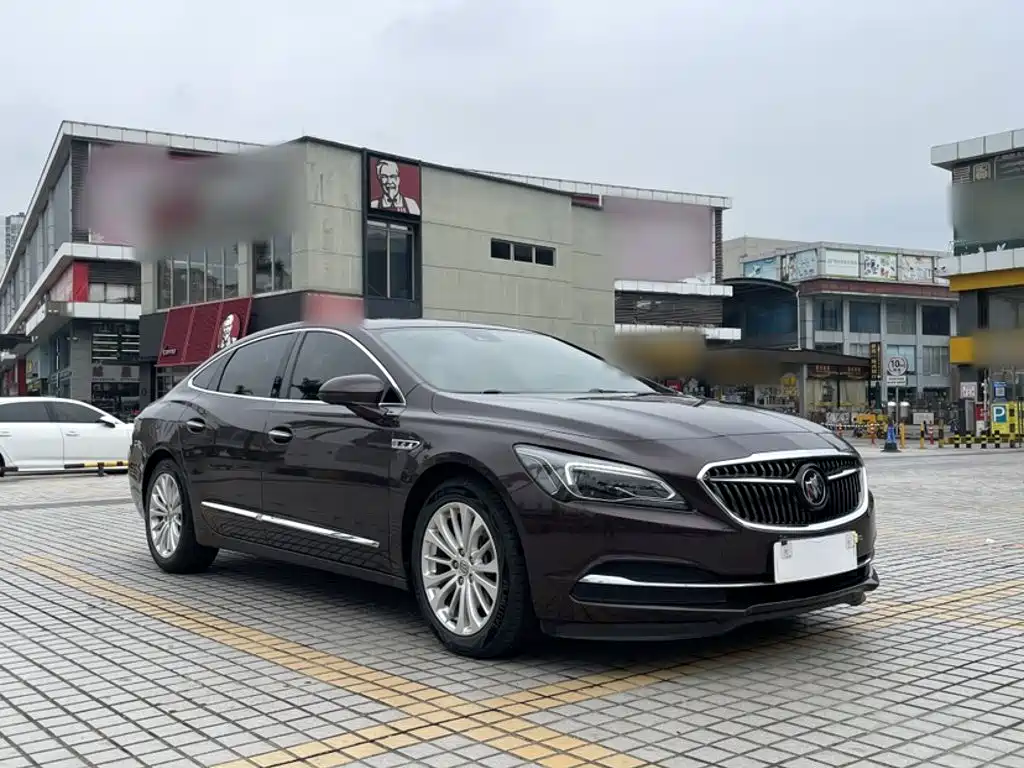 Buick LaCrosse 2017 — фото 21