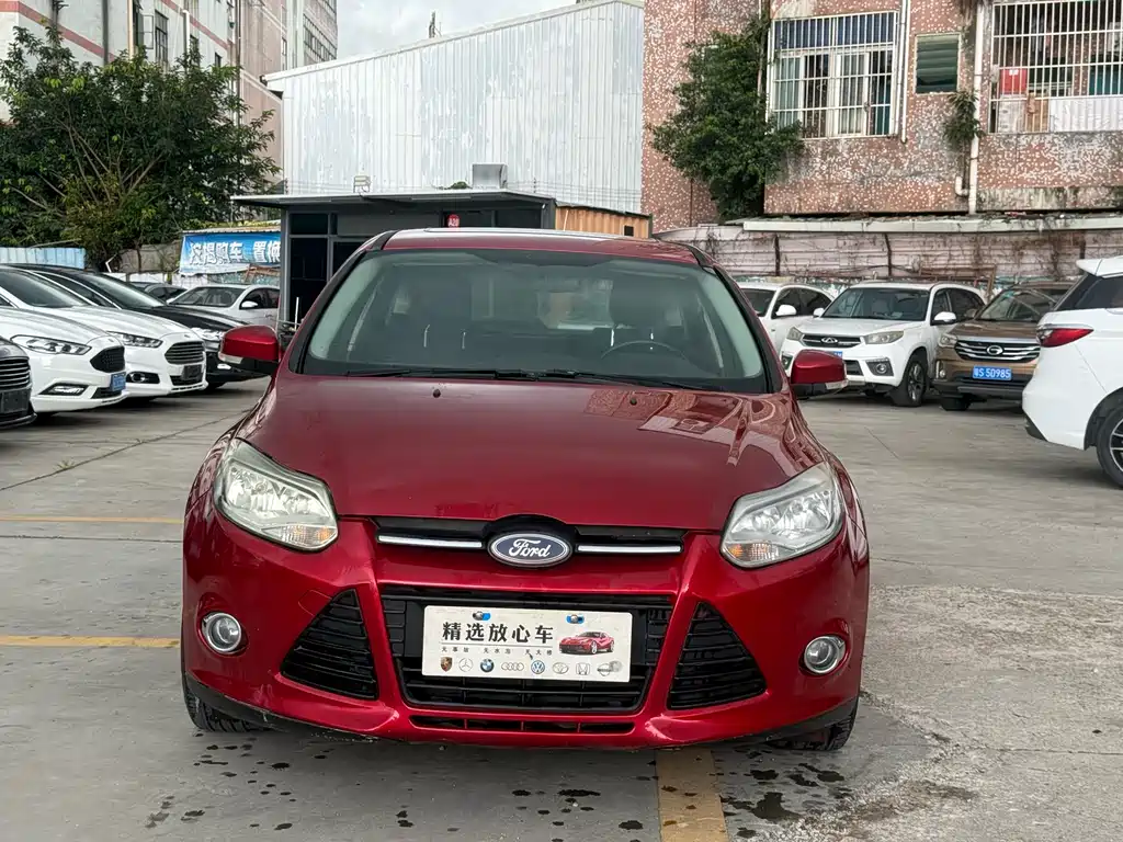 Ford Focus 2015 — фото 2
