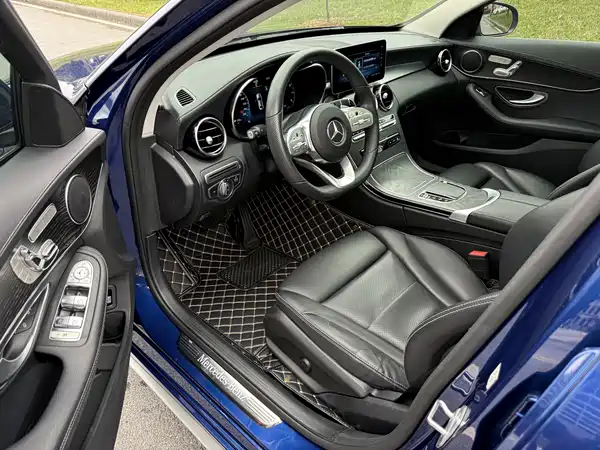 Mercedes-Benz C-Class 2021