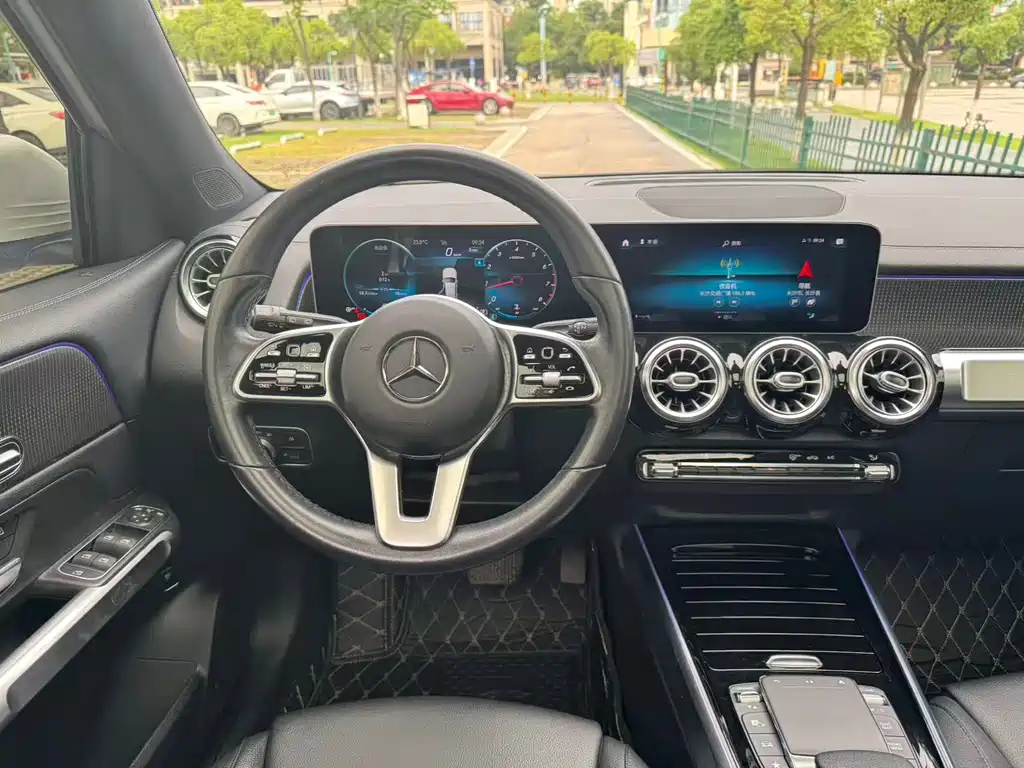 Mercedes-Benz GLB 2020 — фото 10