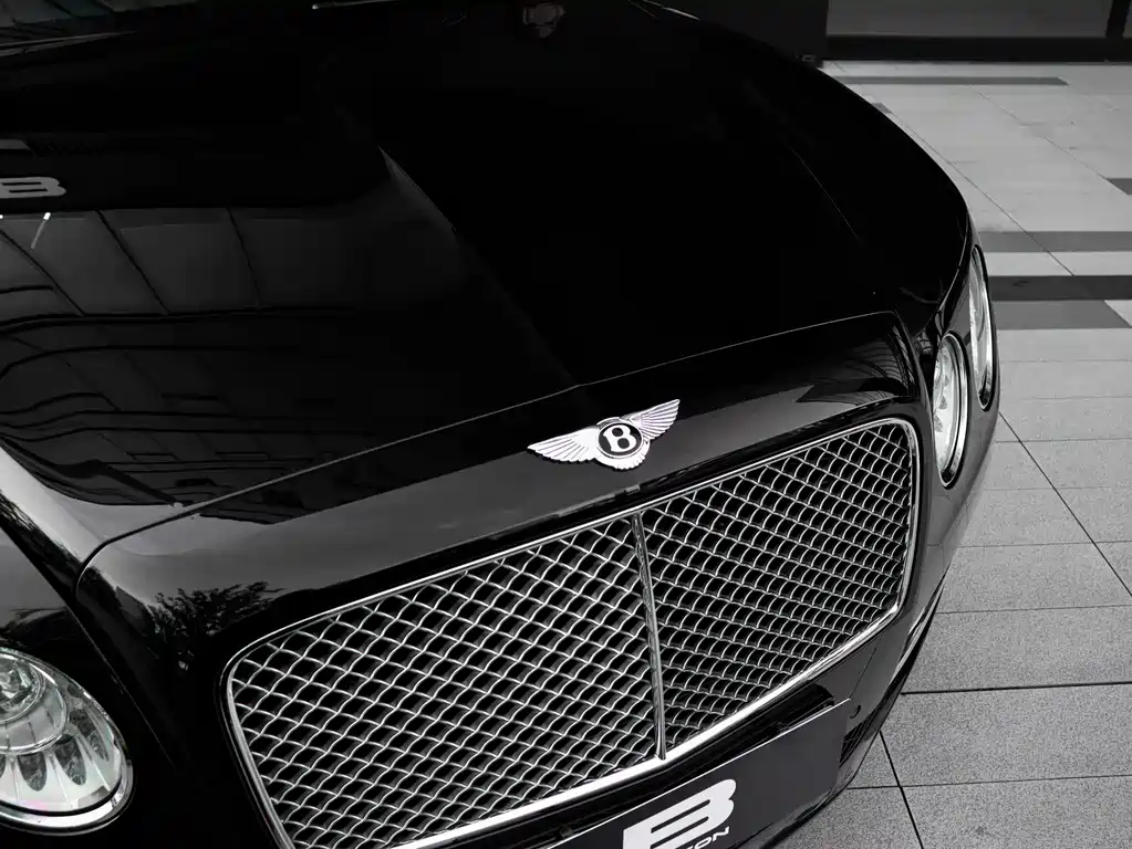 Bentley Flying Spur 2014 — фото 8