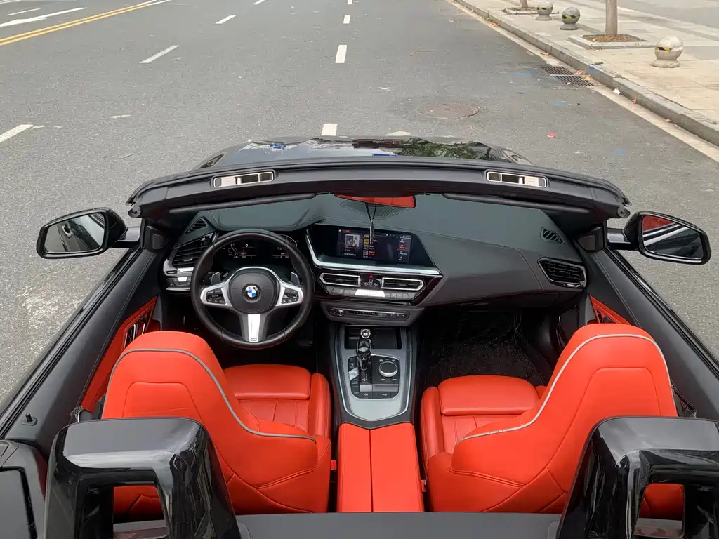 BMW Z4 2020 — фото 11