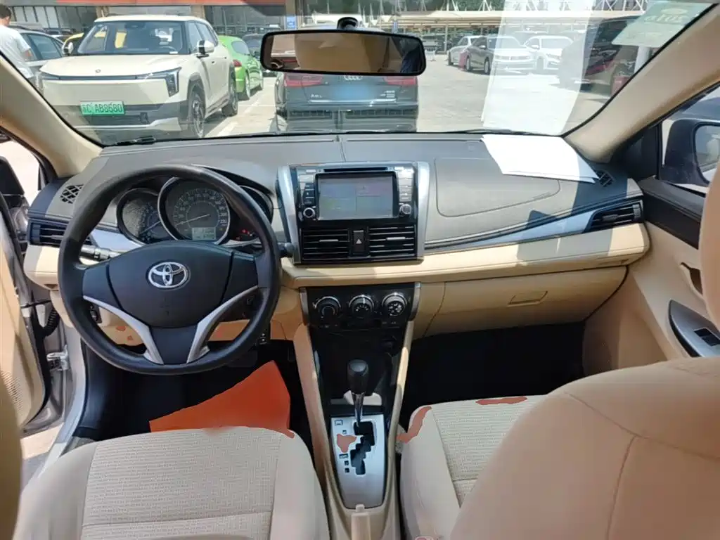 Toyota Vios 2014 — фото 10