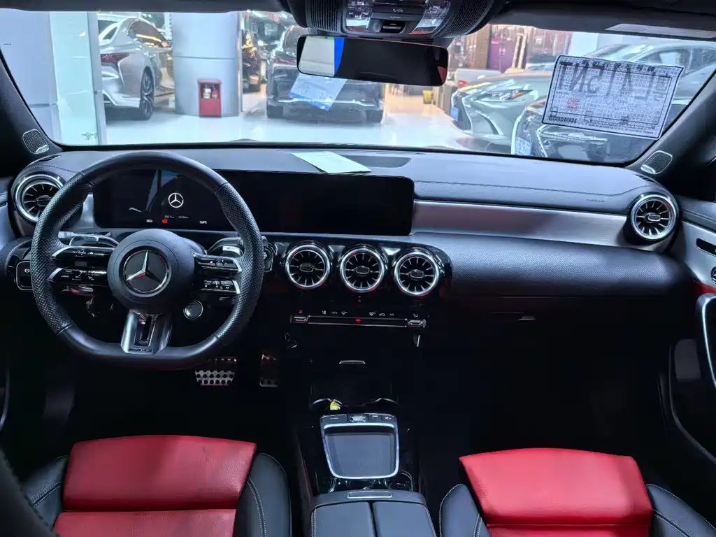 Mercedes-Benz Mercedes CLA AMG 2025 — фото 8
