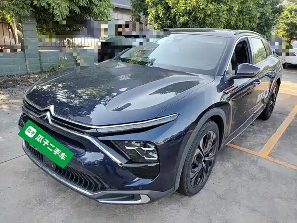 Citroën Versailles C5 X 2024