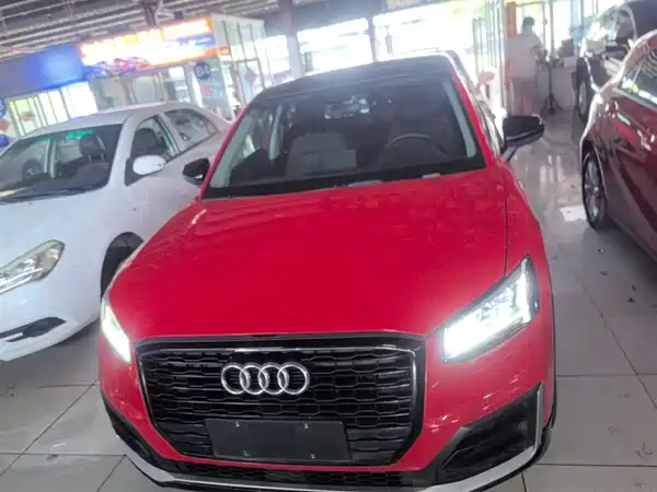 Audi Q2L 2018
