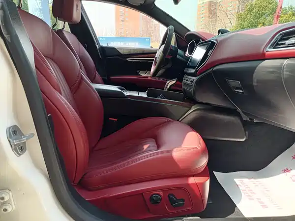 Maserati Ghibli 2020