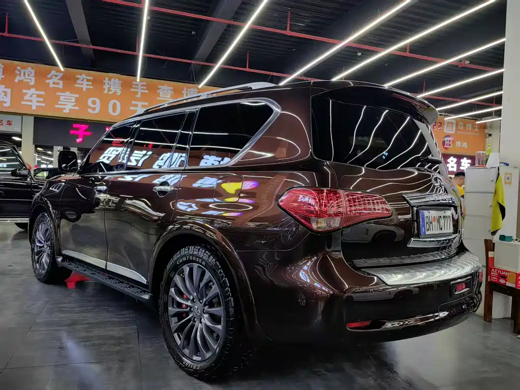 Infiniti QX80 2017 — фото 18