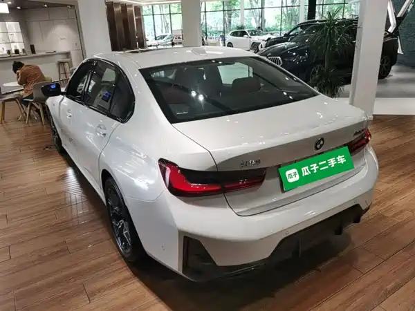 BMW 3 Series 2025